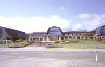 東通小学校